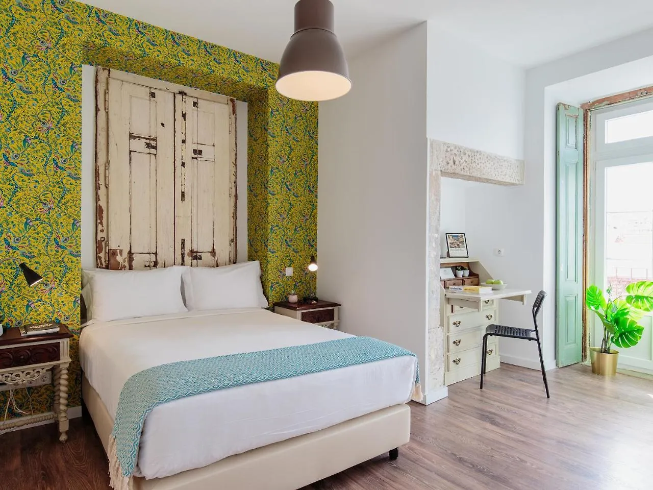 *** Bed & Breakfast The Indy House - Rooms & Apartments Lisbon Portugal