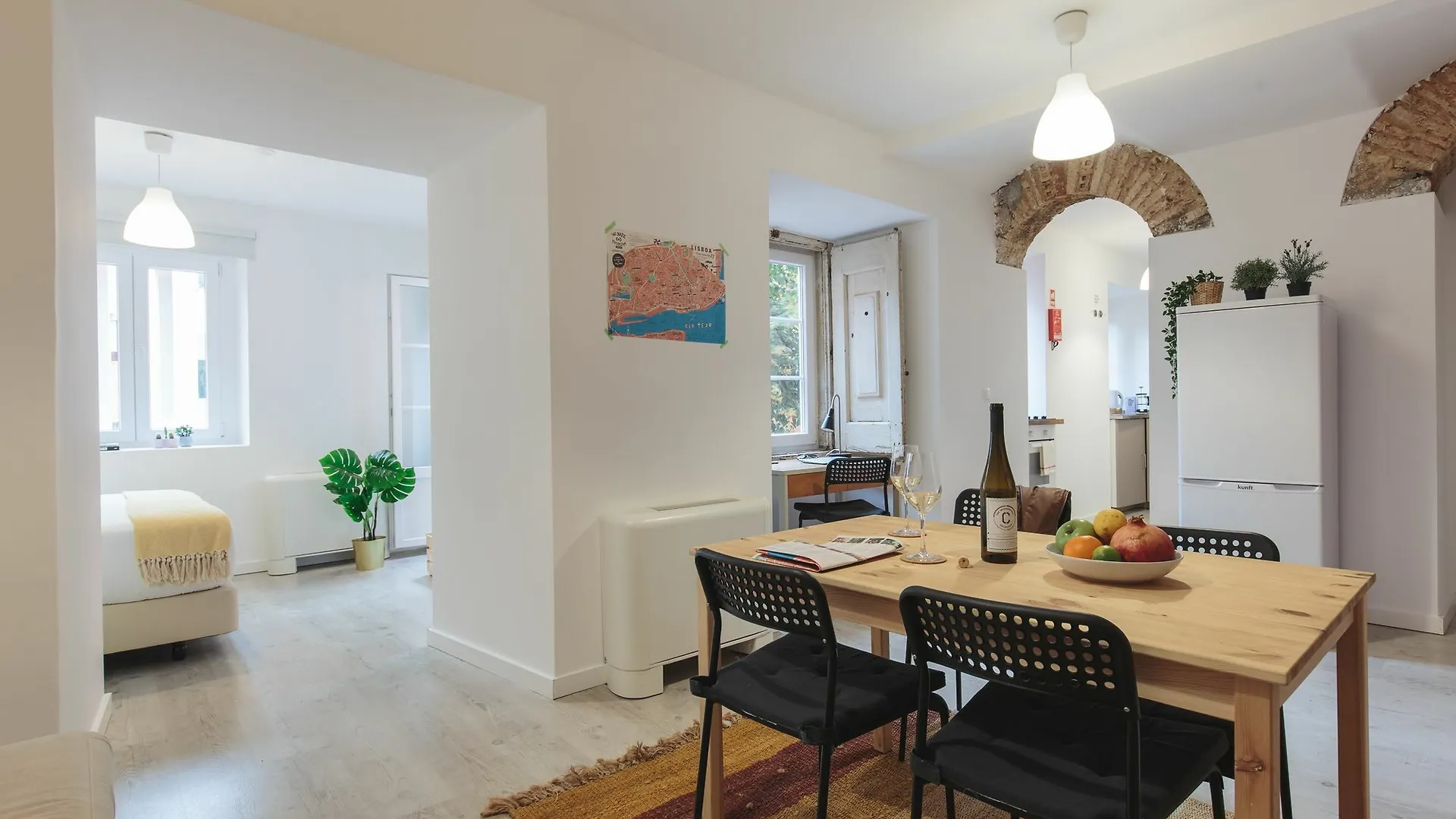 The Indy House - Rooms & Apartments Lisbon 3*,  Portugal